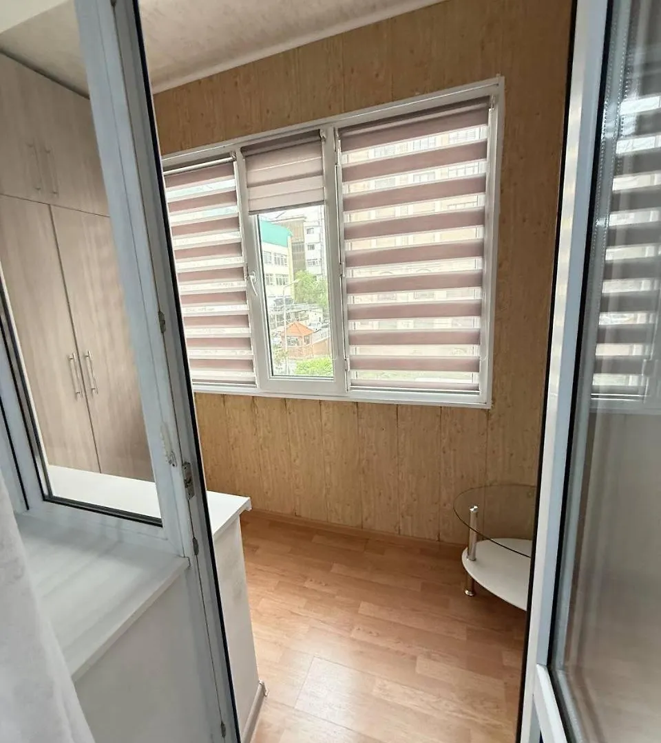 Уют На Карасай Батыра Рядом С Вознесенским Кафедральным Собором И Метро Almati Apartman